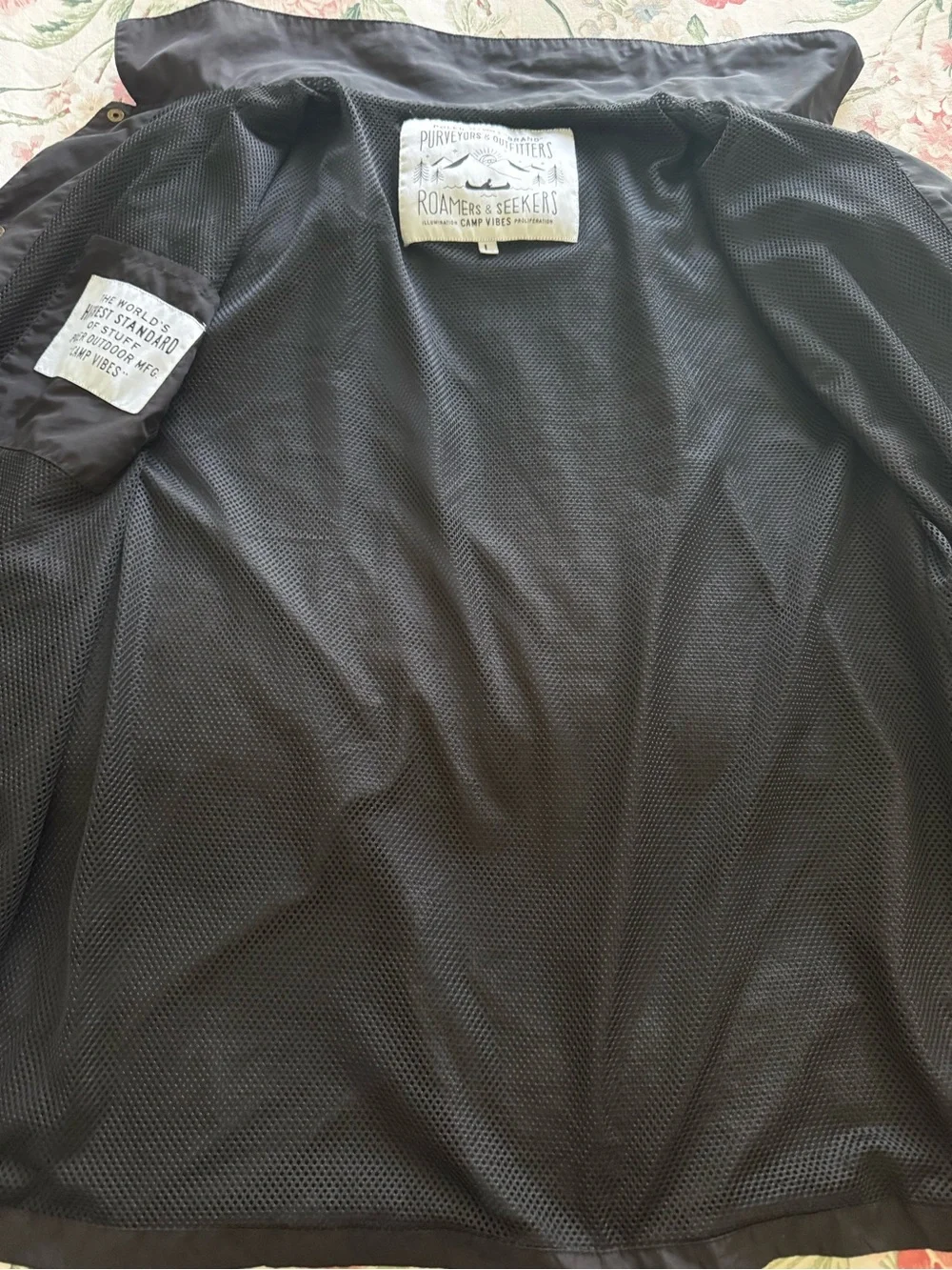Poler Stuff Sprouts Floral Coaches Jacket Black Windbreaker Spring Snowboard L